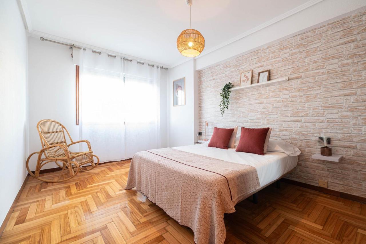 Apartament Amplia Vivienda Con Garaje Vigo Zewnętrze zdjęcie