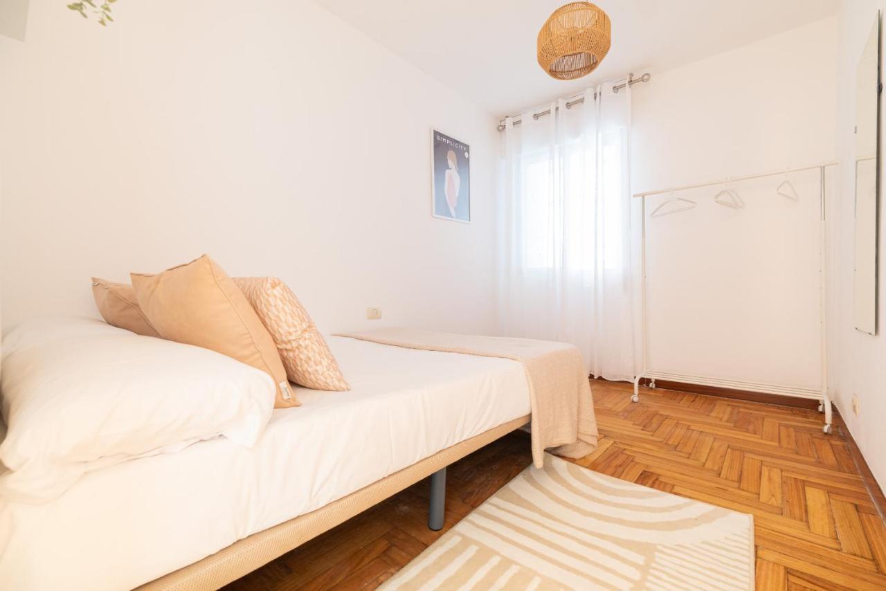 Apartament Amplia Vivienda Con Garaje Vigo Zewnętrze zdjęcie