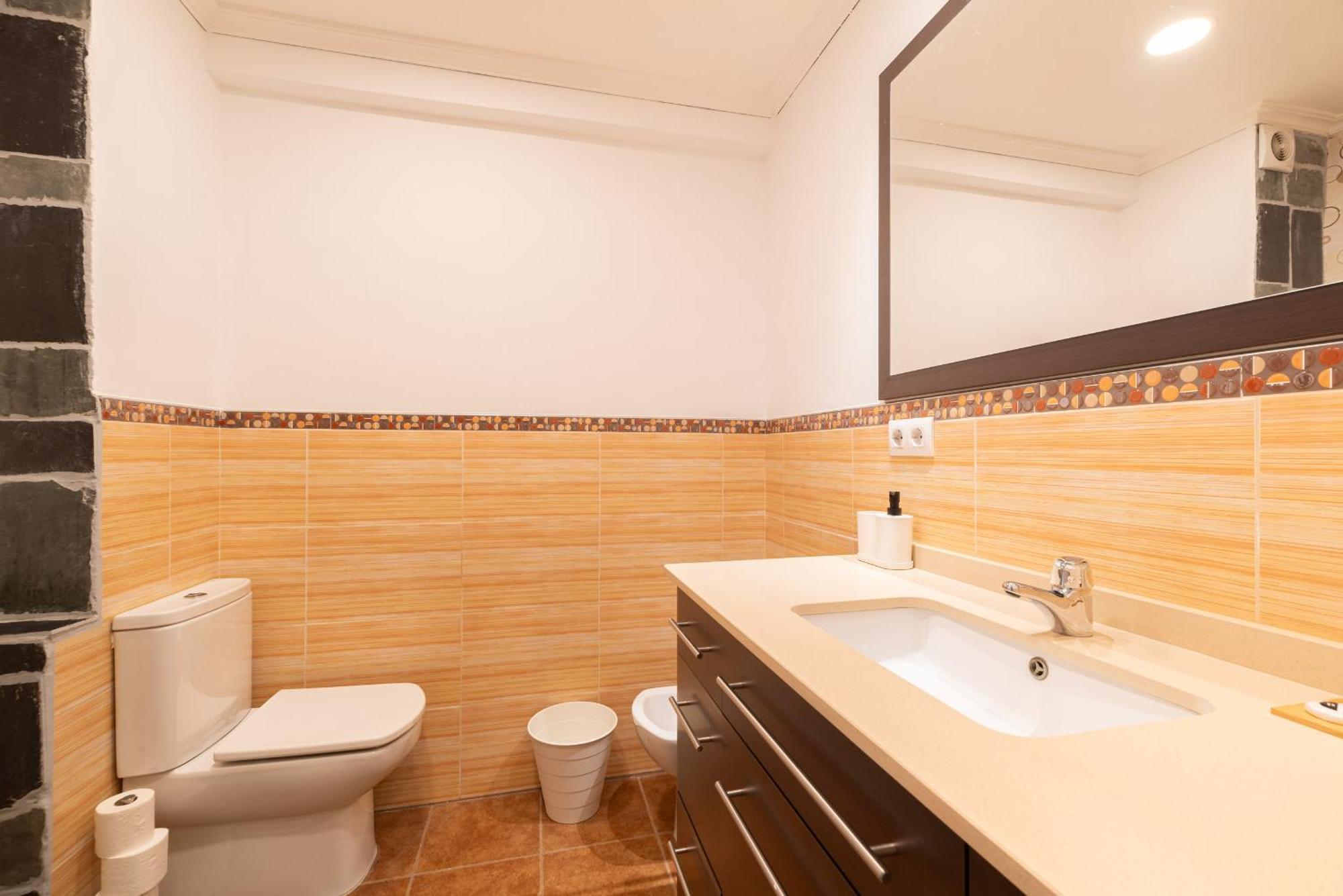 Apartament Amplia Vivienda Con Garaje Vigo Zewnętrze zdjęcie